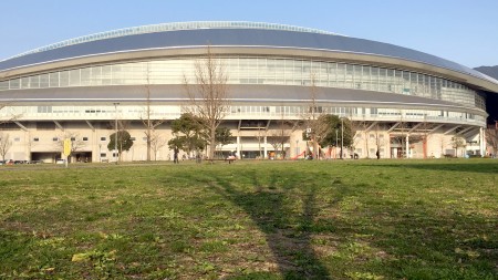 三萩野公園｜広々とした芝生広場と充実スポーツ施設が魅力