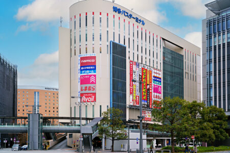 Hakata Bus Terminal: The Retro Gateway to Kyushu’s Soul