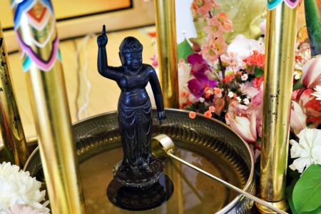 【佐賀】街なかに現れる花の小堂。2026年「佐賀城下春まつり（花まつり）」開催ガイド